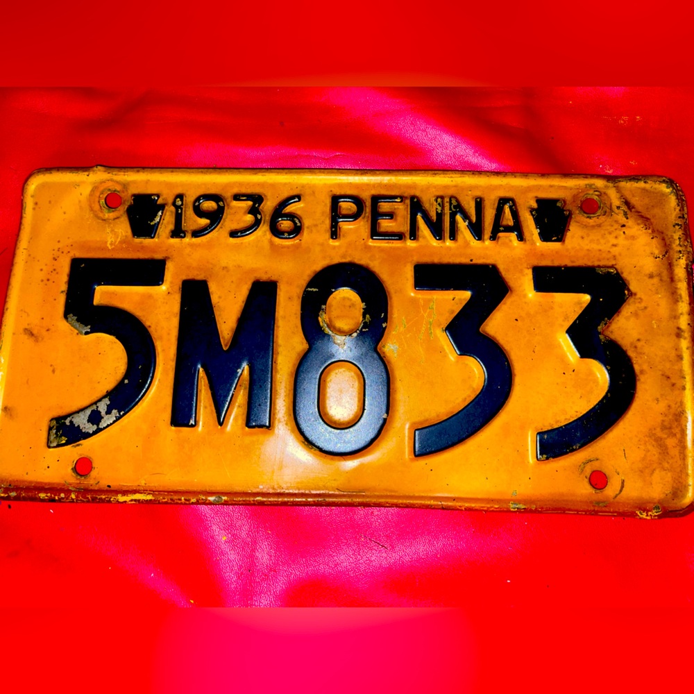 Pennsylvania Vintage 1936 Double Keystone License Plate. 5M833